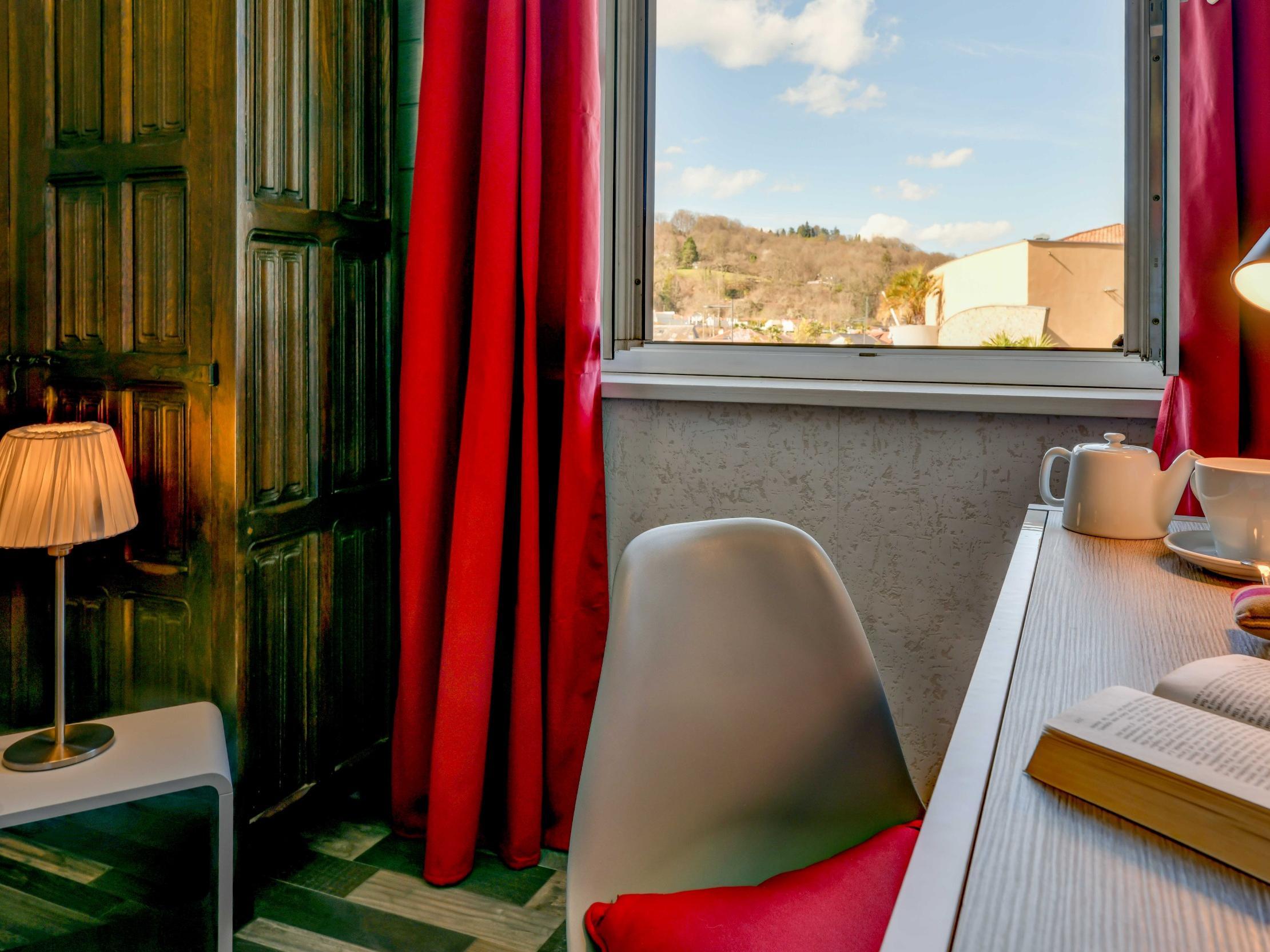 Logis Hostellerie Du Neez Gan Exterior foto